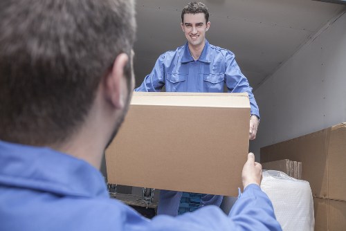 Professional removals and storage services in Camden for home moving